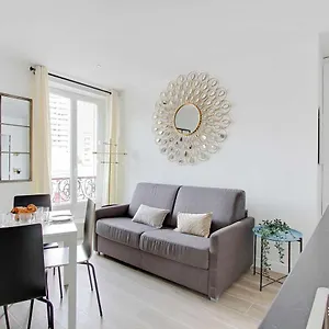 https://cmg-cosy-apartment-ourcq-jean-jaures-6p-2br.fr-paris.fr