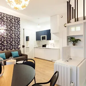 https://souplex-6-personnes-avec-mezzanine-a-saint-germain-luxembourg.fr-paris.fr