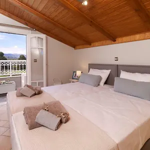 https://m-house-luxury-suites.kefaloniahotels.net